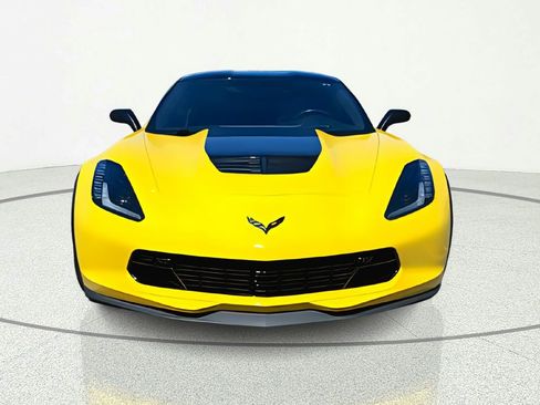 Used 2017 Chevrolet Corvette Z06 RWD image 2