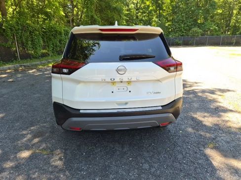 Used 2023 Nissan Rogue SV w/ SV Premium B Package AWD/4WD image 6