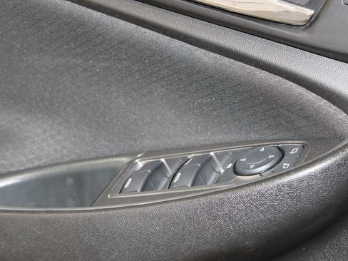 Used 2024 Chevrolet Malibu LT FWD image 34