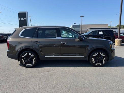 Used 2023 Kia Telluride S w/ S Sunroof Package AWD/4WD image 8
