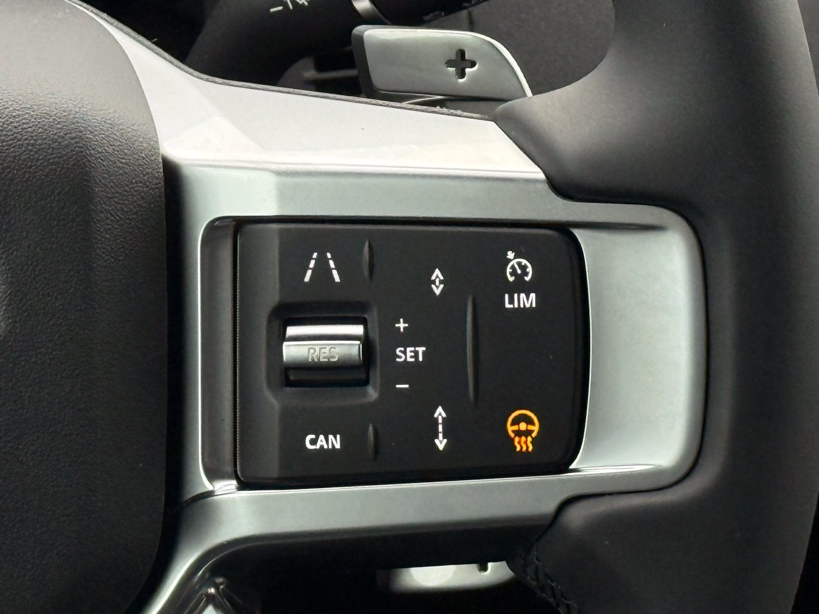 New 2026 Land Rover Discovery S AWD/4WD image 36