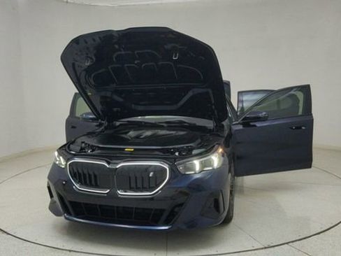 Used 2025 BMW i5 xDrive40 w/ M Sport Package image 76