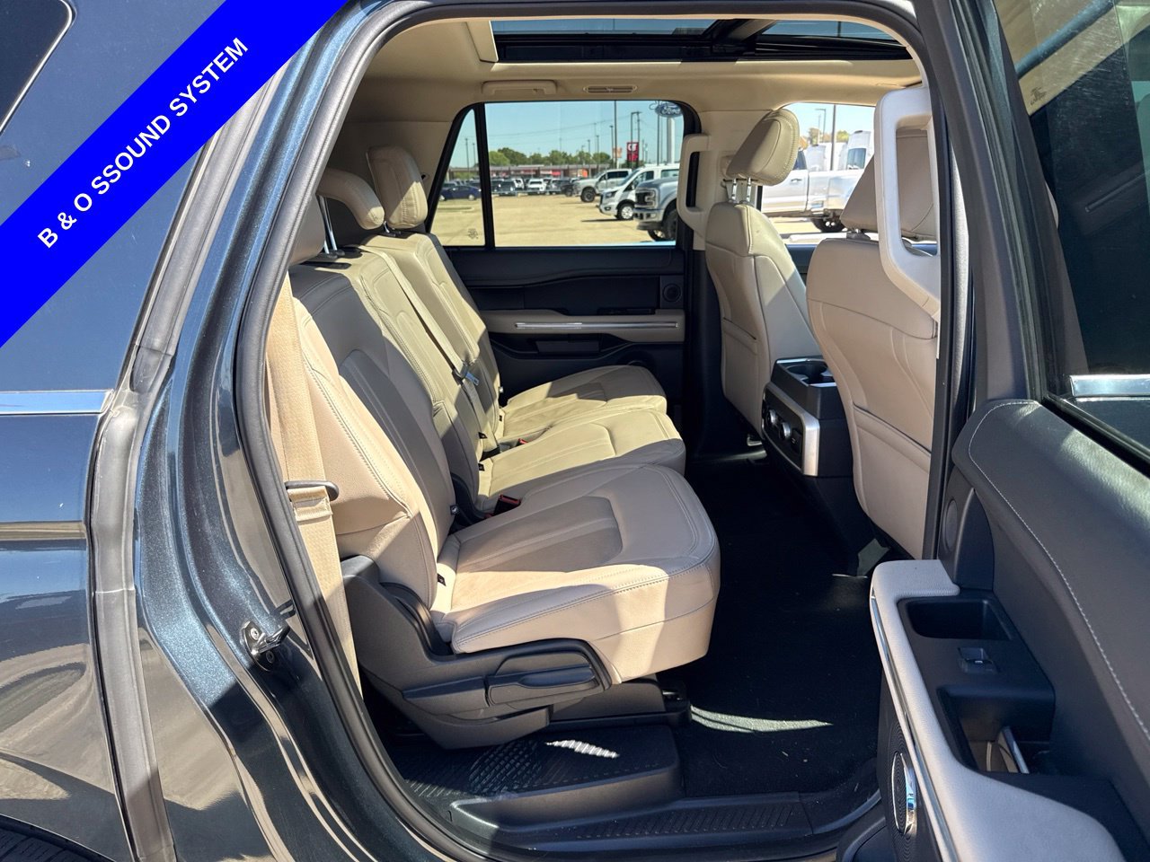 Used 2024 Ford Expedition Max Limited RWD image 13