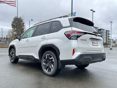 Certified 2025 Subaru Forester Limited image 6