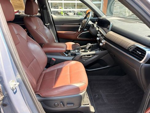 Used 2024 Kia Telluride SX FWD image 15