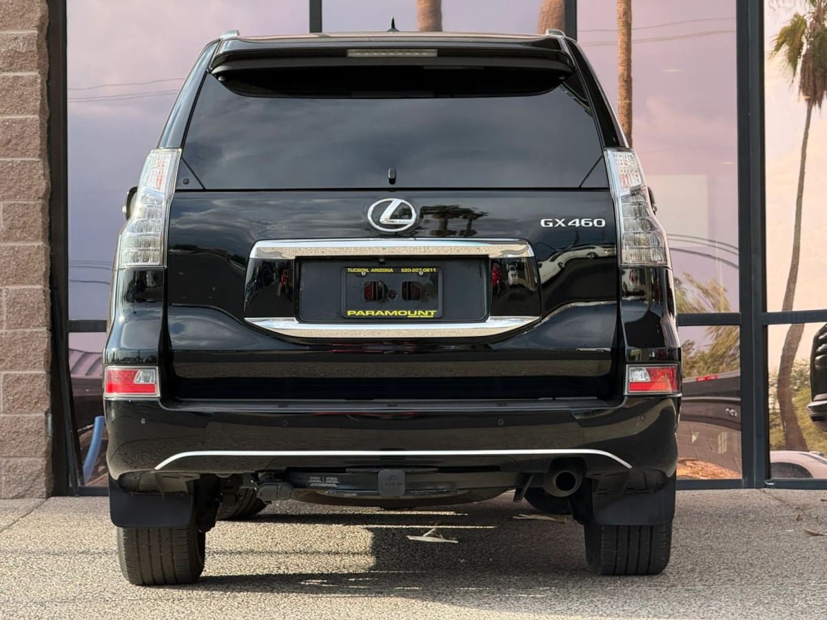 Used 2014 Lexus GX 460 w/ Premium Package AWD/4WD image 10