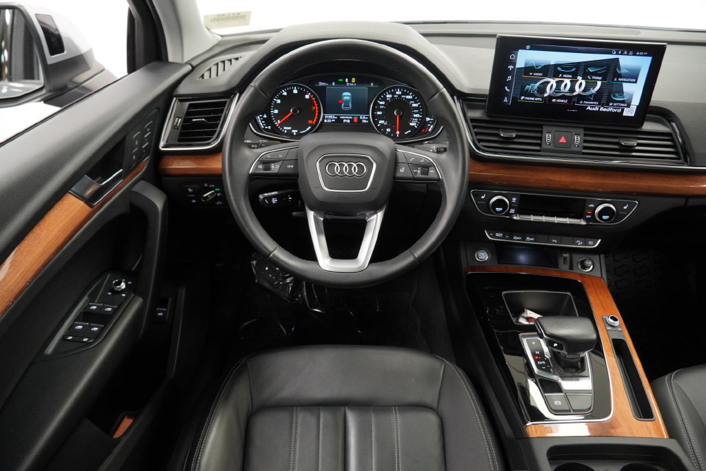 Used 2023 Audi Q5 2.0T Premium w/ Convenience Package AWD/4WD image 14