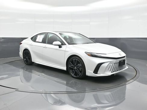 Certified 2026 Toyota Camry XSE FWD image 1