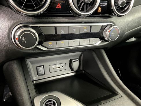 Certified 2024 Nissan Sentra SV FWD image 15