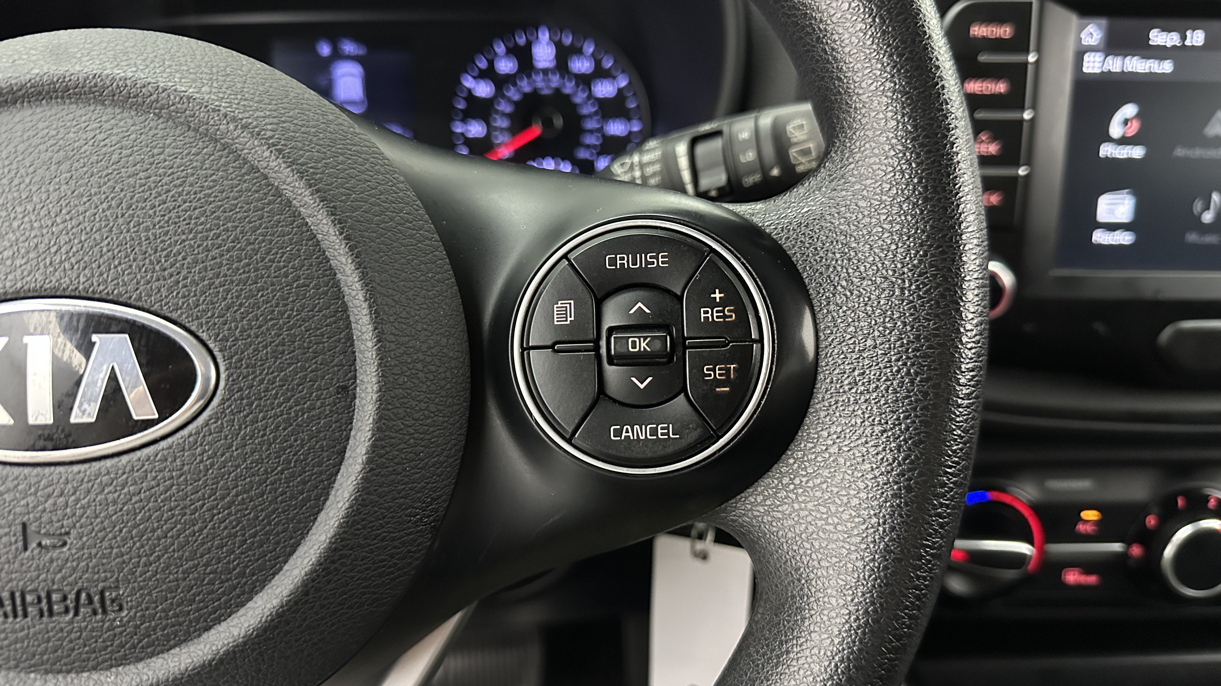 Used 2020 Kia Soul LX FWD image 22
