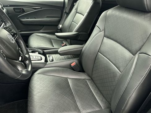 Used 2022 Honda Passport Elite image 14