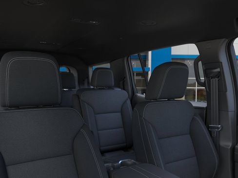 New 2027 Chevrolet Traverse LT w/ LPO, Floor Liner Package FWD image 24
