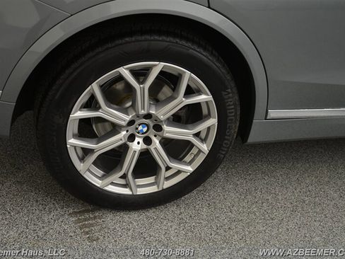 Used 2025 BMW X7 xDrive40i image 46