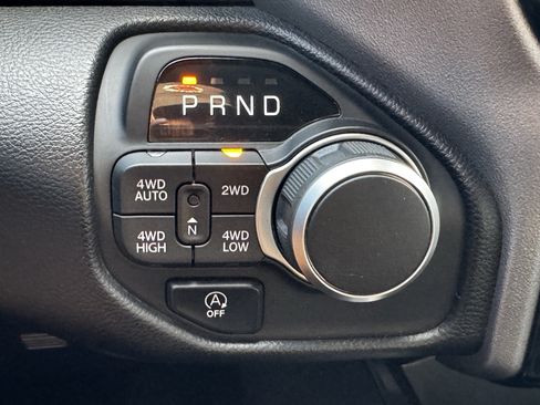 Used 2025 RAM 1500 Big Horn AWD/4WD image 21