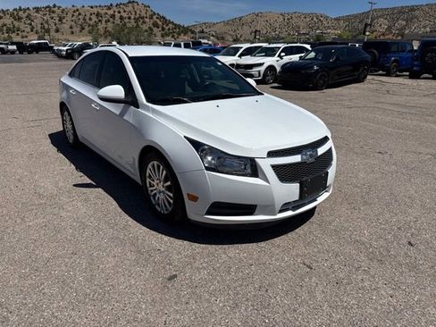 Used 2014 Chevrolet Cruze Eco w/ Enhanced Safety Package FWD image 1