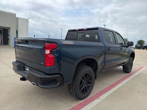 Used 2022 Chevrolet Silverado 1500 LT Trail Boss w/ Convenience Package II image 5