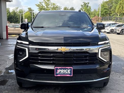 Used 2025 Chevrolet Tahoe LS AWD/4WD image 2