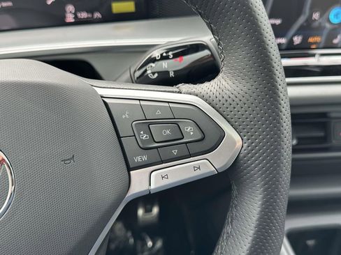 New 2026 Volkswagen Tiguan SE R-Line AWD/4WD image 19