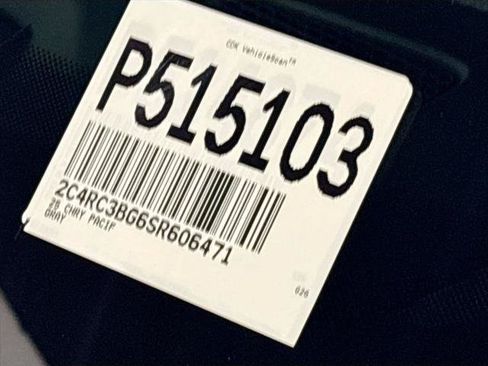 Certified 2025 Chrysler Pacifica Select AWD/4WD image 24