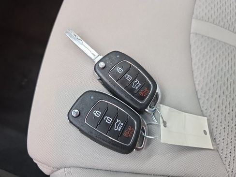 Used 2019 Hyundai Sonata SE FWD image 29
