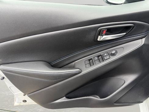 Used 2020 Toyota Yaris XLE FWD image 7