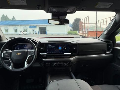 Used 2024 Chevrolet Silverado 3500 LT w/ Convenience Package AWD/4WD image 13