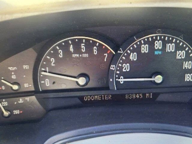 Used 2004 Cadillac XLR RWD image 5