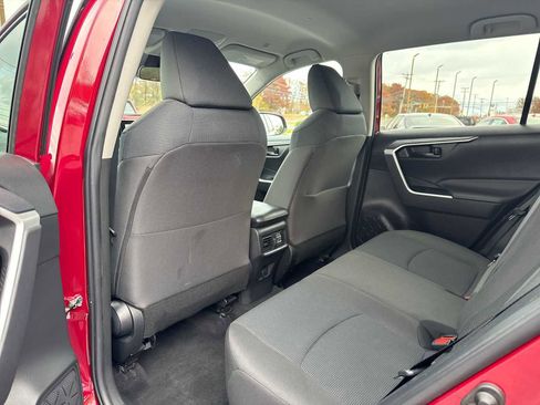Used 2023 Toyota RAV4 LE image 12