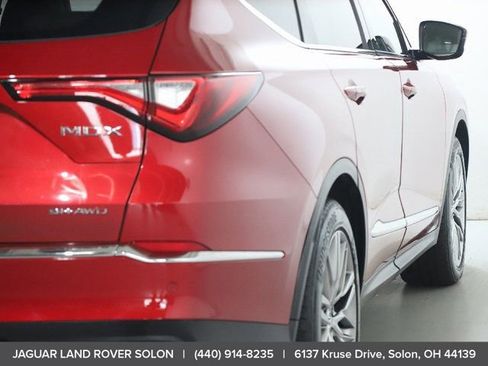 Used 2023 Acura MDX SH-AWD w/ Advance Package image 50