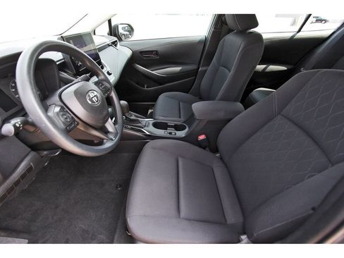 Used 2024 Toyota Corolla LE FWD image 6