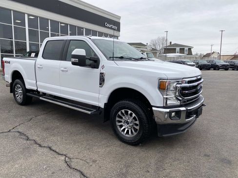 Used 2022 Ford F250 Lariat w/ Lariat Value Package image 9