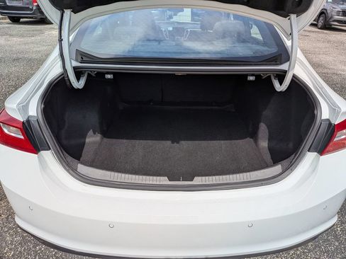 Used 2025 Chevrolet Malibu LT FWD image 27