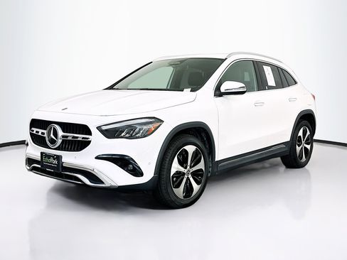 Used 2025 Mercedes-Benz GLA 250 4MATIC image 3