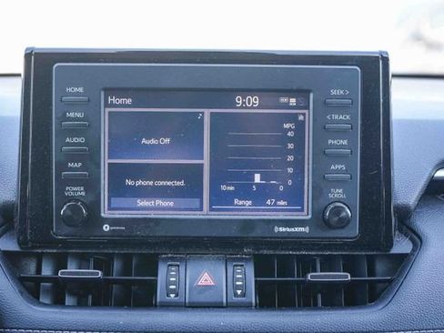 Used 2022 Toyota RAV4 XLE Premium FWD image 20