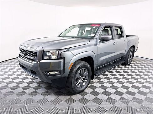 Certified 2025 Nissan Frontier SV w/ SV Convenience Package image 3