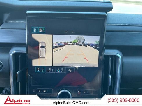 Used 2024 GMC Acadia Elevation AWD/4WD image 18