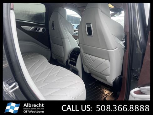 Used 2023 BMW XM image 18