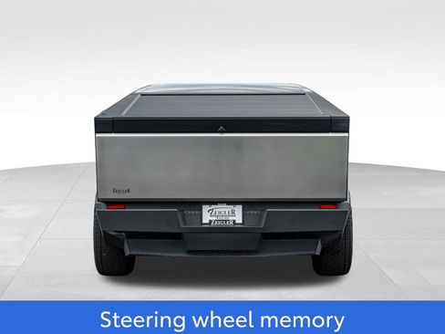 Used 2025 Tesla Cybertruck AWD Crew Cab image 6
