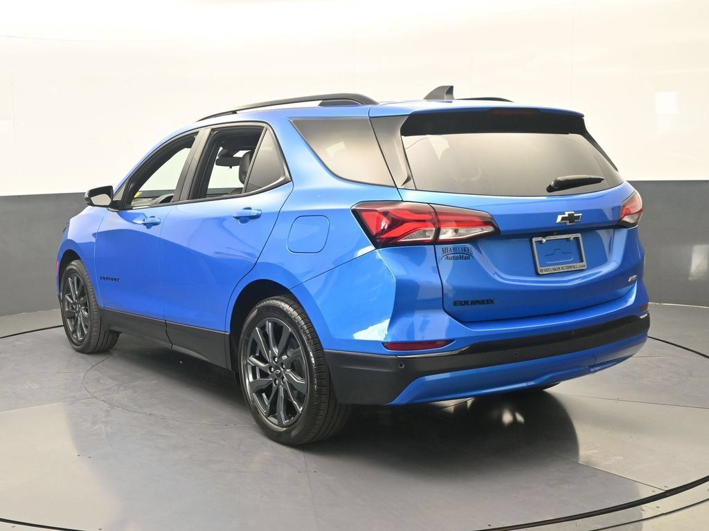 Used 2024 Chevrolet Equinox RS w/ RS Leather Package FWD image 4
