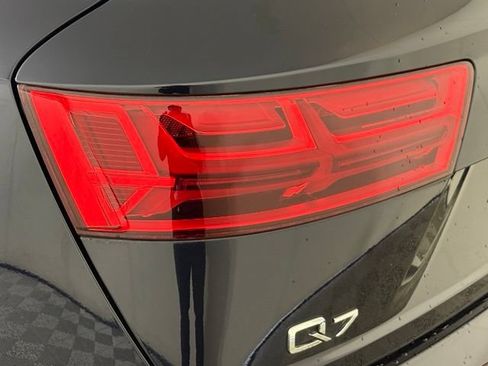 Used 2017 Audi Q7 2.0T Premium AWD/4WD image 13