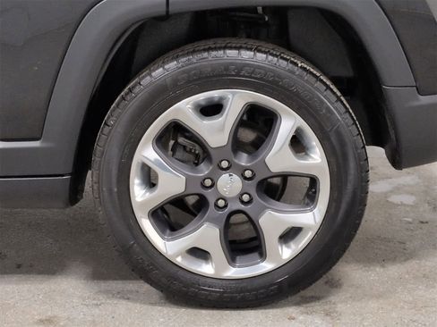 Used 2019 Jeep Compass Limited image 13