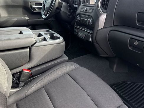 New 2026 Chevrolet Silverado 1500 Custom Trail Boss w/ Dark Appearance Package image 15