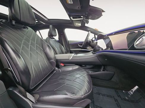 Used 2024 Mercedes-Benz EQS 580 4MATIC Sedan image 15