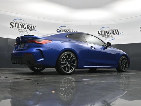 Used 2021 BMW 430i xDrive Coupe w/ M Sport Package AWD/4WD image 32