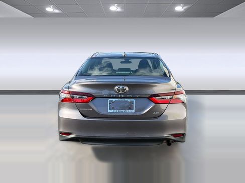 Used 2024 Toyota Camry LE FWD image 10