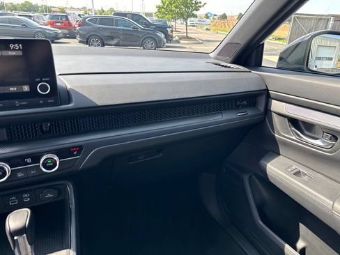 Certified 2025 Honda CR-V Sport image 26