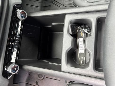New 2024 Chevrolet Silverado EV W/T AWD/4WD image 21