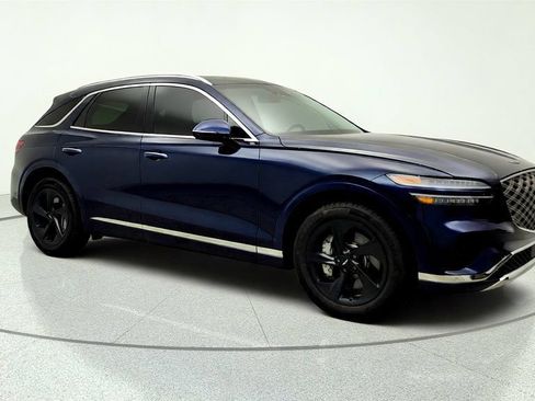 Used 2026 Genesis GV70 2.5T Select AWD/4WD image 3