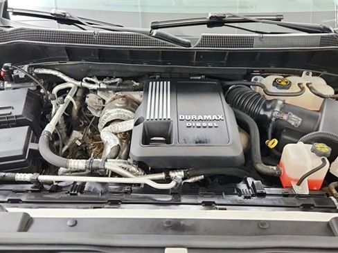 Used 2021 Chevrolet Silverado 1500 LT w/ All Star Edition Plus image 11