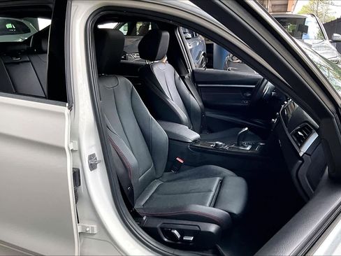 Used 2017 BMW 330i Sedan image 8